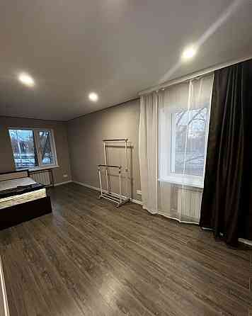 срочная сдача крупногабаритной двухкомнатной квартиры по адресу киевский район, ул. тренева Донецк