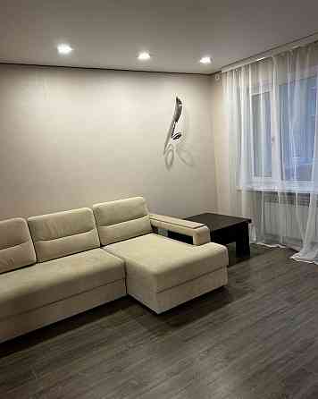 срочная сдача крупногабаритной двухкомнатной квартиры по адресу киевский район, ул. тренева Донецк