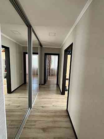 Сдaется нa длитeльный срок 3-комнатная уютная квартира в Ленинском районе, пр-кт Ленинский Донецк