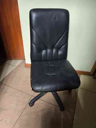 Кресло кожаное Донецк