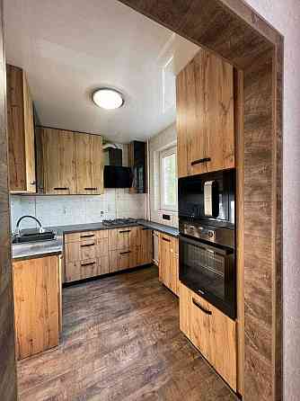 Сдаётся просторная светлая трехкомнатная квартира в Калининском районе Донецк