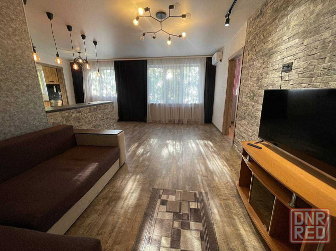 Сдаётся просторная светлая трехкомнатная квартира в Калининском районе Донецк - изображение 2