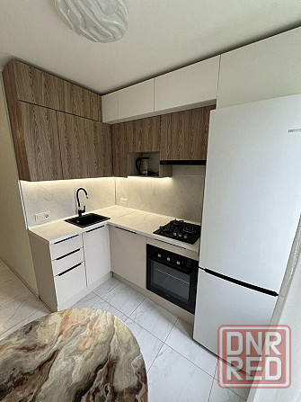 Сдаётся 1 комнатная квартира студия в Калининском районе, ориентир парк Гулливер Донецк - изображение 1