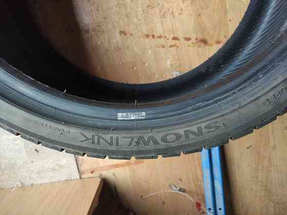 Продам шины r255/35/19 Донецк