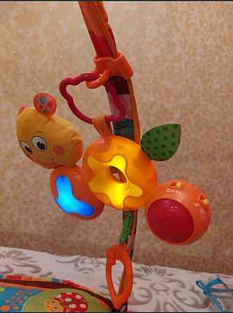 Развивающий коврик Tiny Love My nature pals с передвежными дугами Донецк