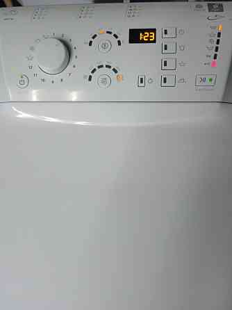Стиральная машина хотпоинт Аристон на 6 кг Донецк
