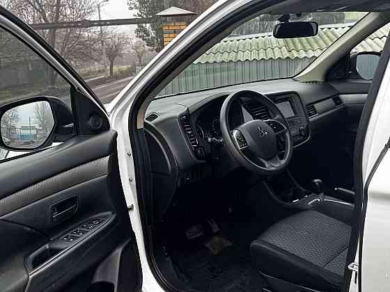 в продаже Mitsubishi outlander 2015 года выпуска! Донецк