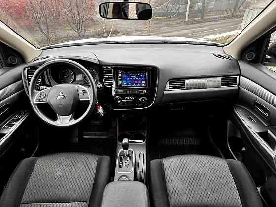 в продаже Mitsubishi outlander 2015 года выпуска! Донецк