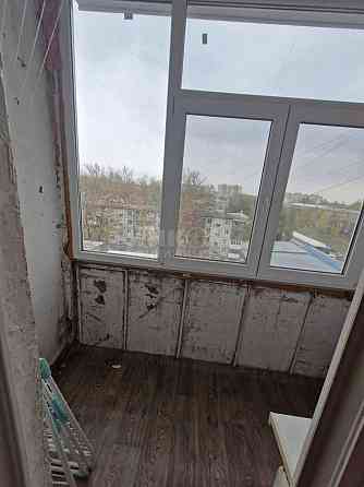 продам 3к кв. комарова с а.о. Луганск