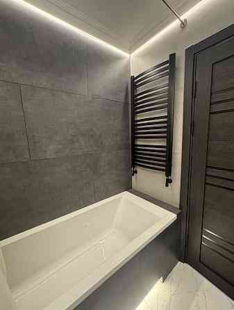 Сдаю 2 к.кВ, Ворошиловский район, проспект Панфилова, жк Замковый Донецк