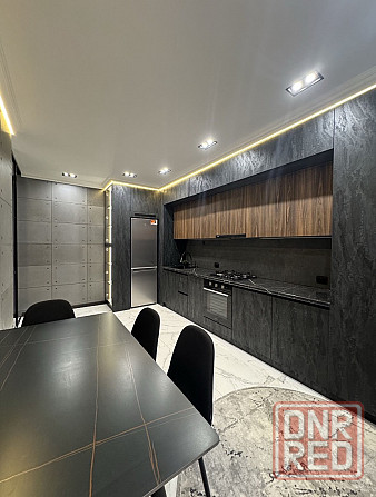 Сдаю 2 к.кВ, Ворошиловский район, проспект Панфилова, жк Замковый Донецк - изображение 1