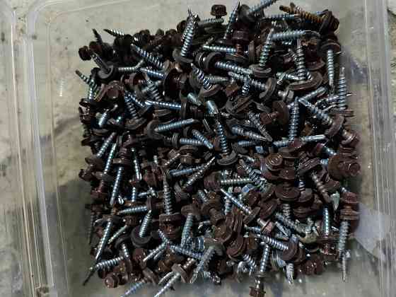 Продам саморезы кровельные коричневый Макеевка