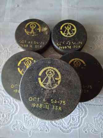 Шайбы хоккейные новые Донецк