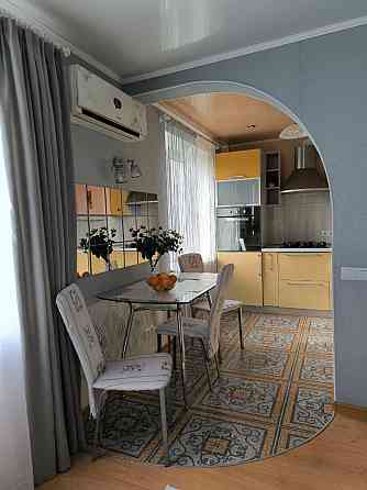 2-х комнатная квартира в центре Донецк