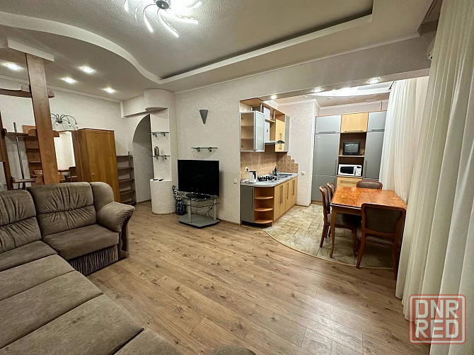 Сдается студия с новым ремонтом посуточно и Нового Года в Ленинском районе Донецк - изображение 1