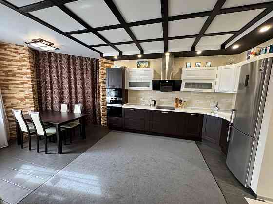 Сдаётся двухкомнатная квартира Калининский р-н Проспект Ильича 19а. Вода+накопитель = постоянно Донецк