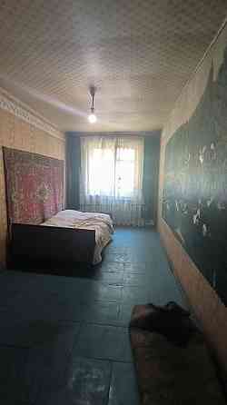 Продам 2к кв. Комарова Луганск