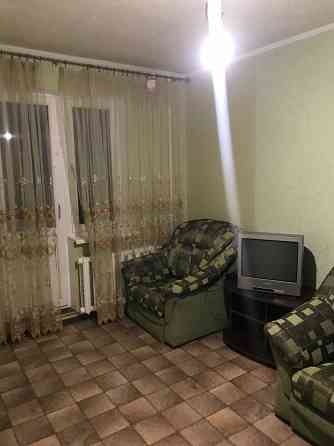 Сдам 1ком Текстильщик сш92 с ремонтом 2/9 с мебелью и техникой вода холодная и горячая Донецк