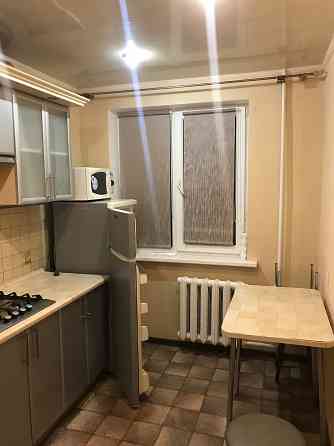 Сдам 1ком Текстильщик сш92 с ремонтом 2/9 с мебелью и техникой вода холодная и горячая Донецк