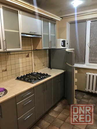 Сдам 1ком Текстильщик сш92 с ремонтом 2/9 с мебелью и техникой вода холодная и горячая Донецк - изображение 3