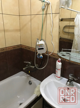 Сдам 1ком Текстильщик сш92 с ремонтом 2/9 с мебелью и техникой вода холодная и горячая Донецк - изображение 11