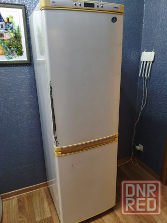 продается холодильник Samsung б/у Донецк - изображение 2