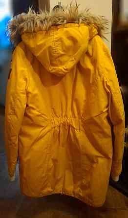 Зимняя куртка с утиплением, почти новая, возможен торг Донецк