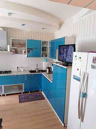 Крупногабаритная 3к кв. с ремонтом в центре!!! Донецк