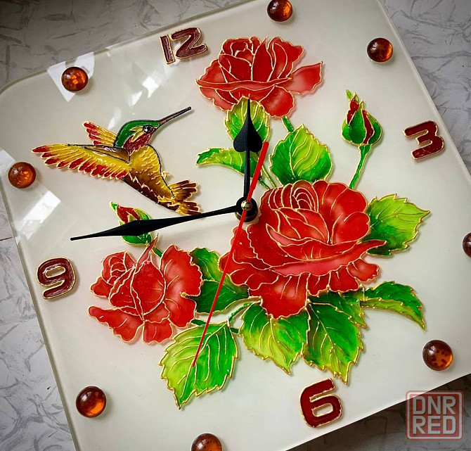 Часы "Колибри", 26 на 26 см. Донецк - изображение 2