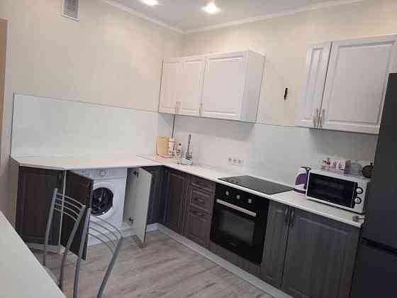 Однокомнатная квартира посуточно возле Донецк Сити. Киевский район. Центр Донецк