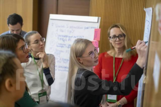 Ищем менеджера по работе с клиентами (удалённая работа с дома) Донецк