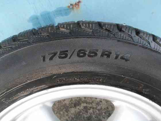 колеса с зимней резиной. Донецк