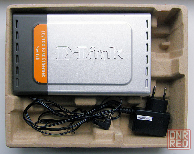 Коммутатор (свитч) D-Link DES-1008D Макеевка - изображение 1