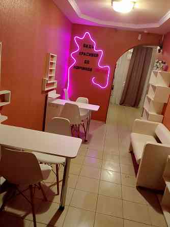 Сдаются в аренду рабочие места. Мастер маникюра, лешмейкер, визажист,бровист. Макеевка