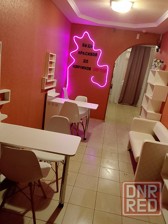 Сдаются в аренду рабочие места. Мастер маникюра, лешмейкер, визажист,бровист. Макеевка - изображение 1