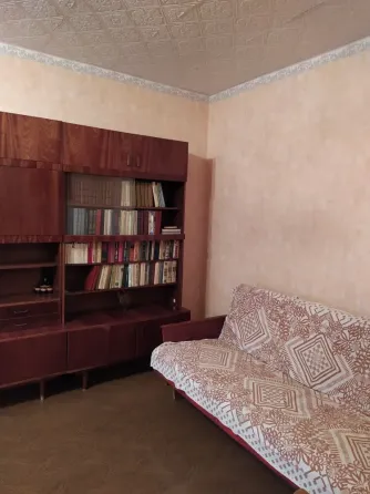 Продам 2-х ком.кв. Текстильщик. ул. Петровского , рядом рынок. Донецк