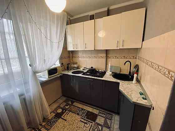 Сдаю 3-комнатную квартиру в г. Мариуполь, Кальмиусский район, 61м. Мариуполь