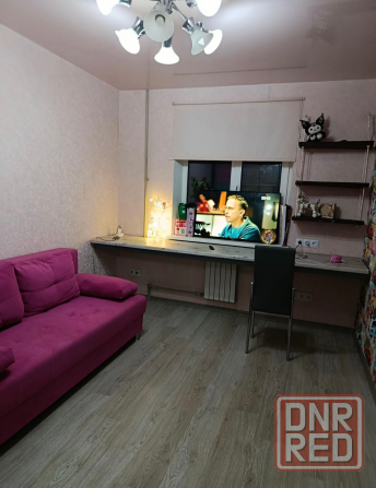 Продажа 2 комн. квартиры, м-н Зелёный Макеевка - изображение 3