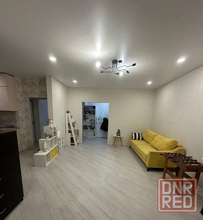 Двухкомнатная квартира Калининский район, улица Разенкова Донецк - изображение 1