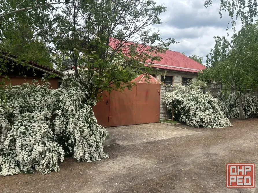 Продам дом 180 кв.м. в живописном месте, берег пруда, 15 соток. Донецк - изображение 1