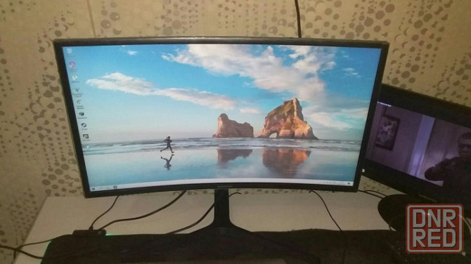 Игровой монитор Samsung C27FG73FQI, 144Гц, изогнутый, QLED Донецк - изображение 2