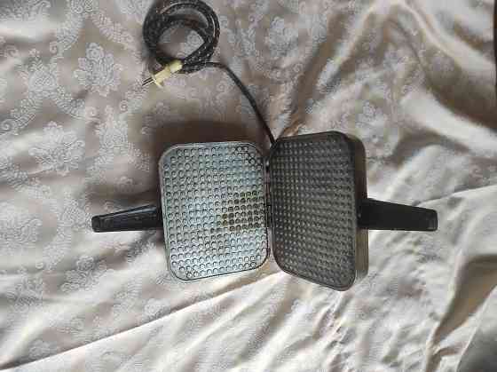 Продам электровафельницу-гриль Донецк