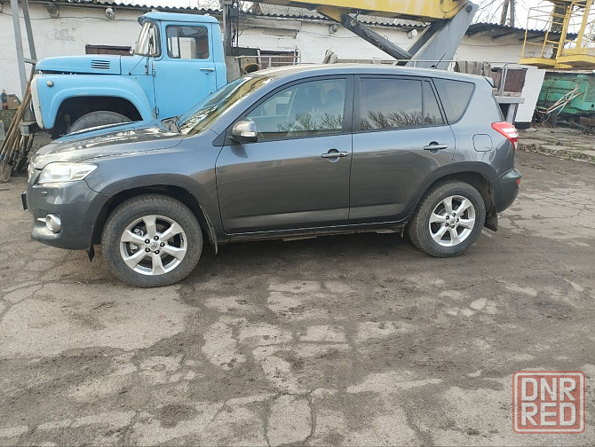 Продам Toyota Rav4 Донецк - изображение 2