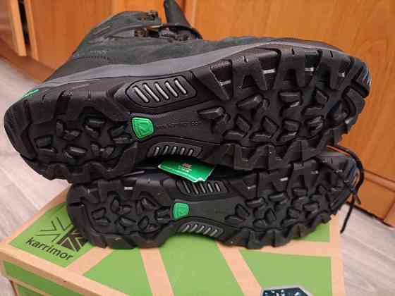 Новые демисезонные ботинки. Размер 42 Макеевка