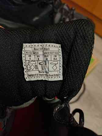 Новые демисезонные ботинки. Размер 42 Макеевка