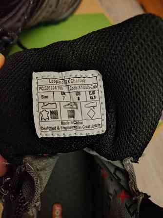 Новые непромокаемые ботинки. Размер 41 Макеевка