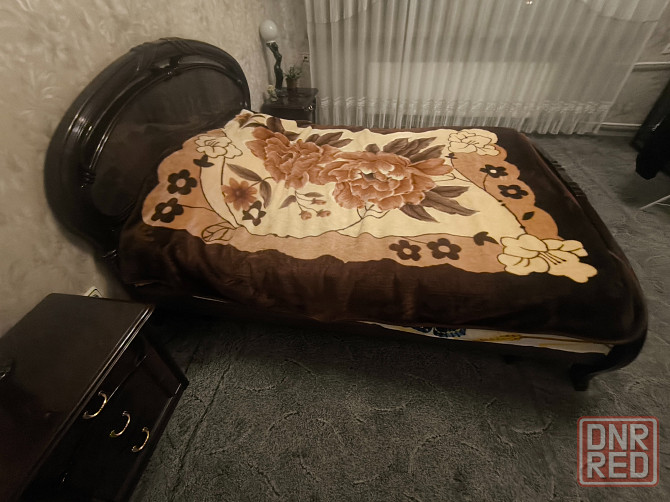 Продам двуспальную кровать Макеевка - изображение 2