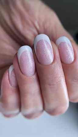 Нужна модель на маникюр бесплатно Донецк