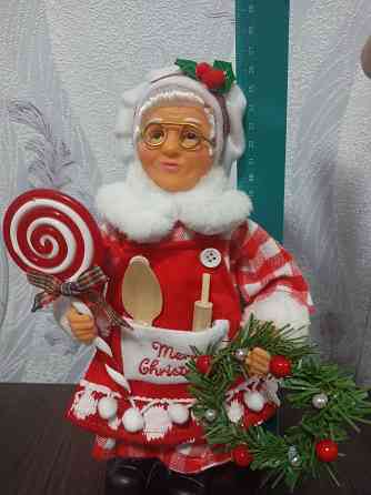 Новогодние новые игрушки. Донецк