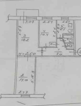 Продаётся 3 к. квартира в Приморском р-не, район рынка Застава. Мариуполь